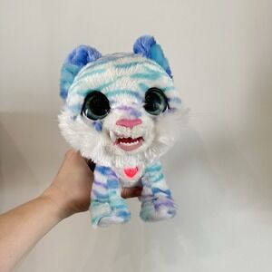 FurReal North The Sabertooth Kitty Interactive Plush Pet Toy 35+ Sound & Motion